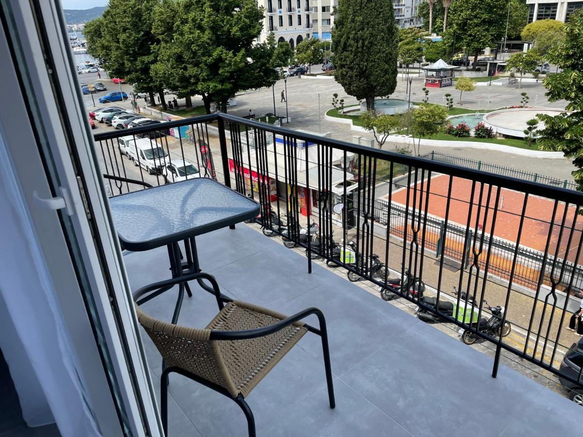 Kavala Central Square View Екстериор снимка